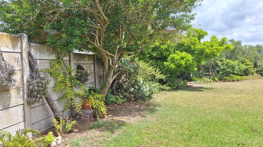 3 Bedroom Property for Sale in Stilbaai Wes Western Cape